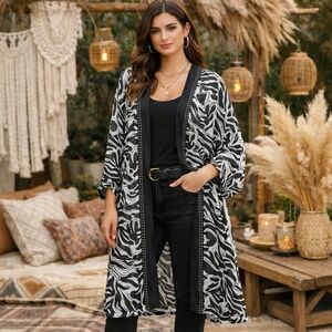 BCBG Black & White Abstract Print Longline Kimono Duster Cover Up  One Size Boho